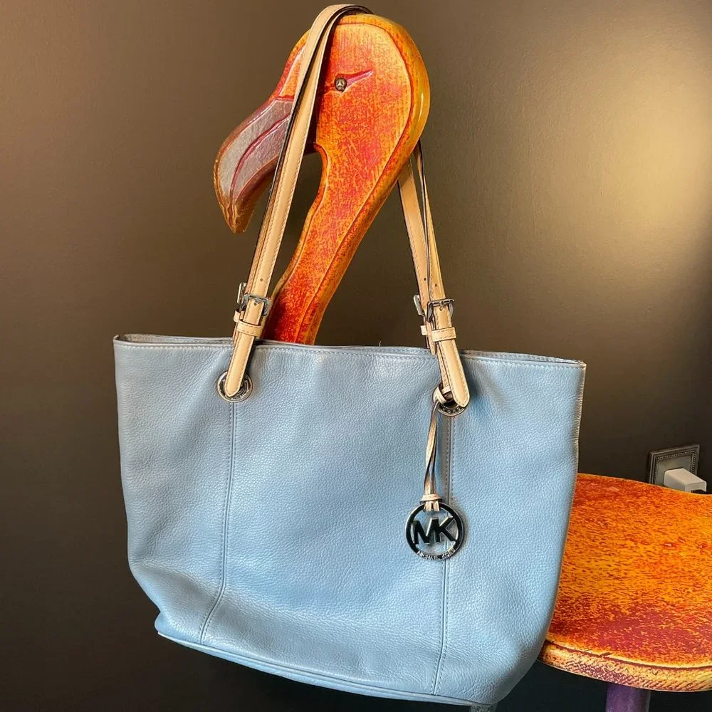 Michael Kors Tote Bag - Picture 2 of 6